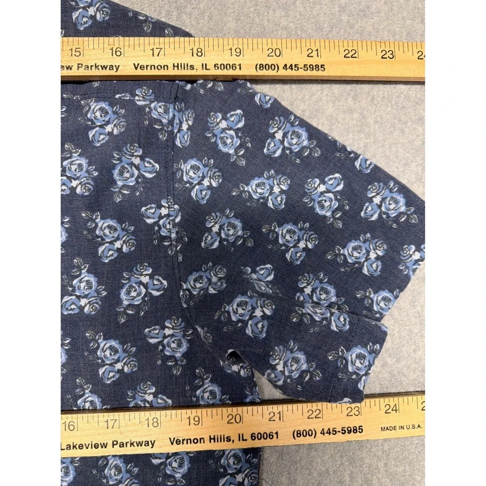 The North Face Mens Small Blue Floral Rose Short Sleeve Button Down‎ Shirt S/P